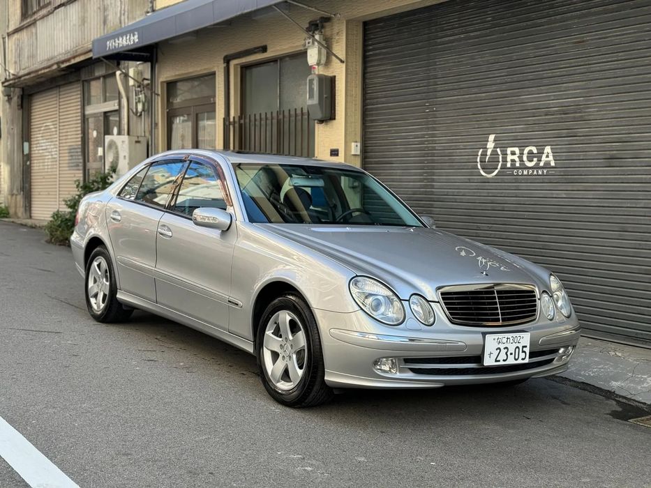 Mercedes-Benz E E320 4Matic. Nou dar vechi! 66.000km. Full service. Impecabil.