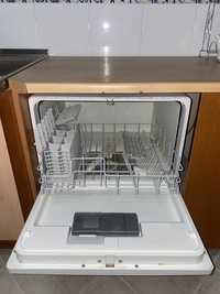Посудомоечная машина Elctrolux ESF 2440