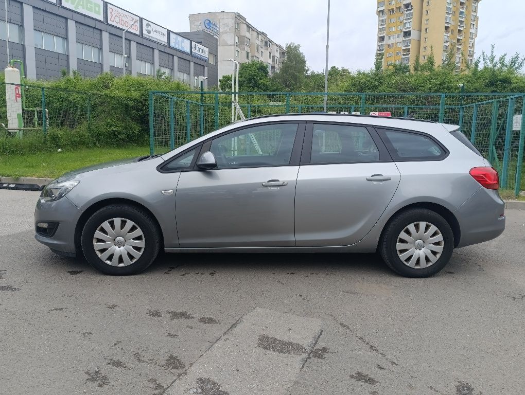 Opel Astra 2.0 автоматик