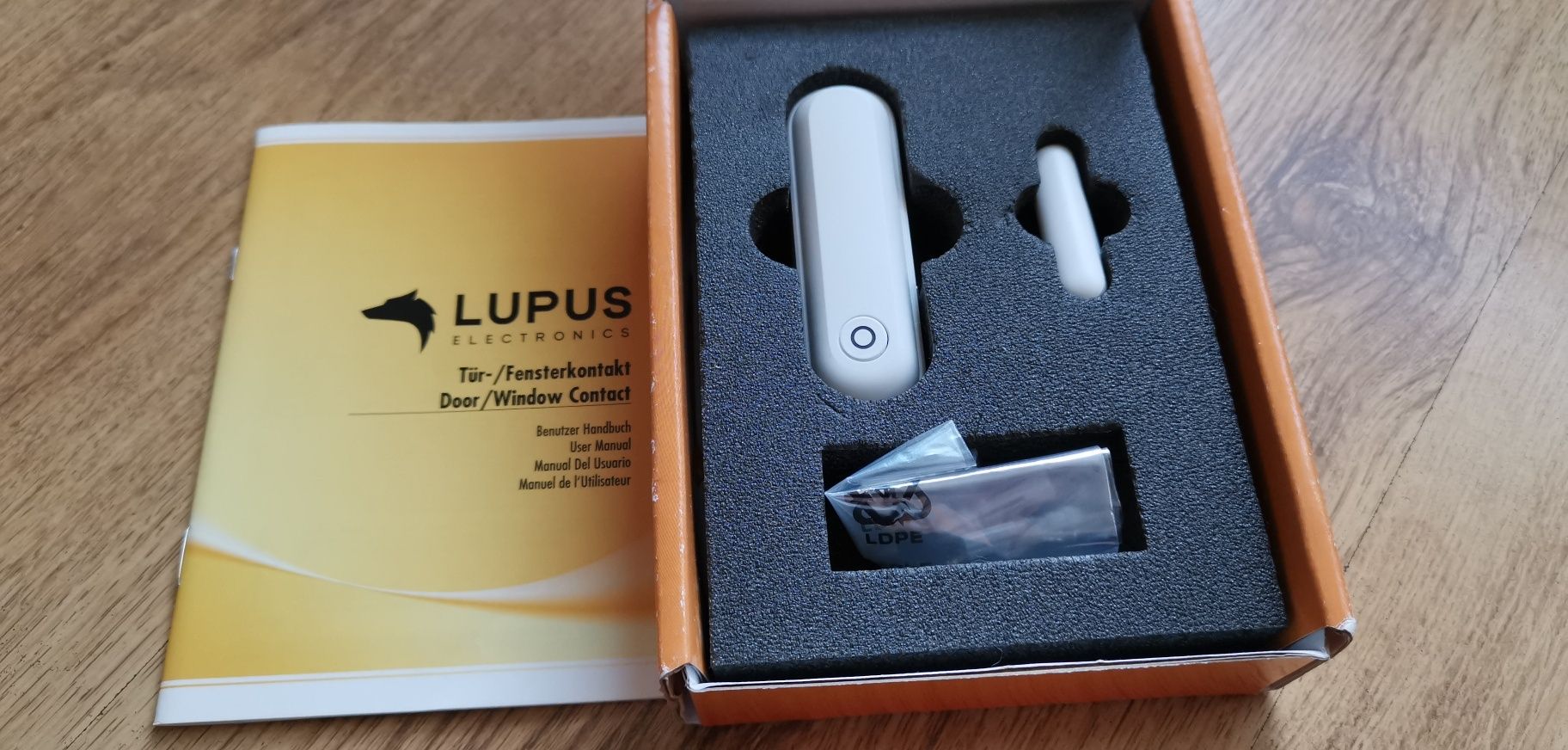 Senzor Lumina Usa Geam Lupus Window Door Contact V2 Light Sensor