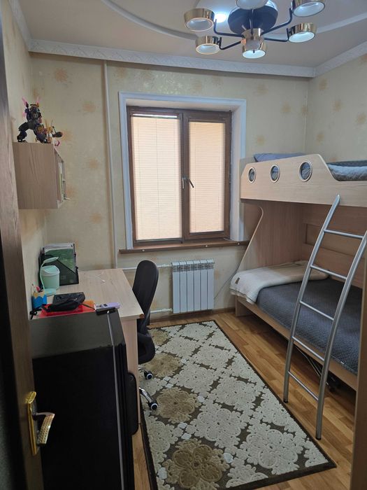 Квартира мирабад госпитальный Ойбек метро 4ком, возле капитал банка