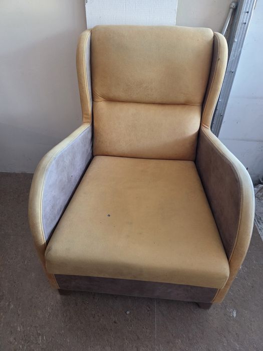 Кресло за офис или заведение