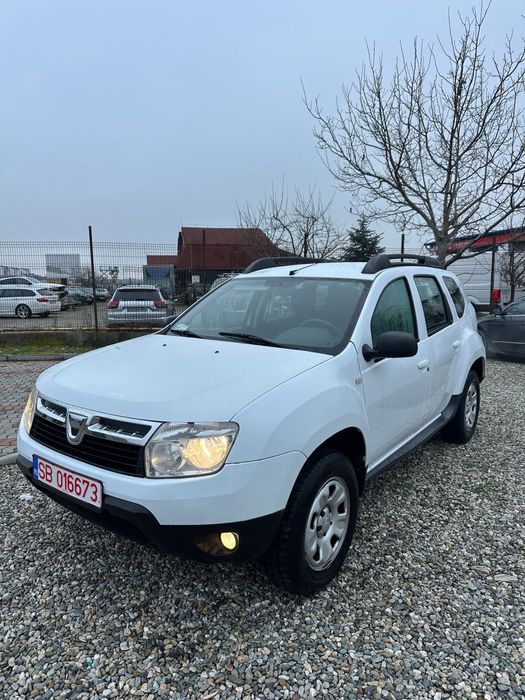 Dacia Duster Laureate 4x2 1.5 dCi 90cp