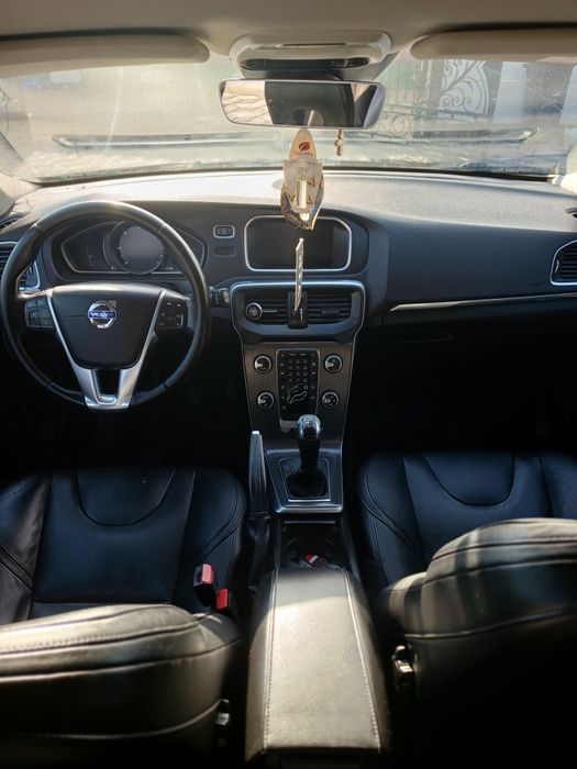 Volvo V 40 D2 2.0 diesel 120 CP