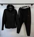 Nike Tech Fleece