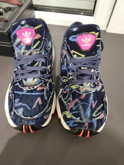 Високи кецове Pepe Jeans/маратонки Adidas