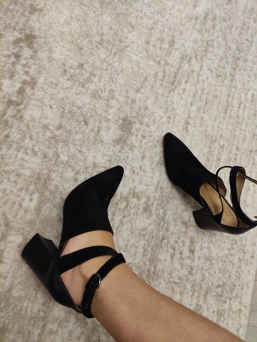 Botine negre piele întoarsă naturală