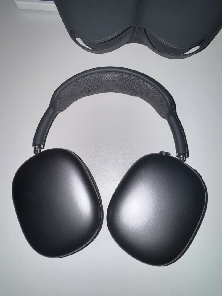 Apple AirPods Max