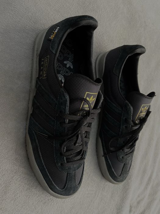 Adidas маратонки