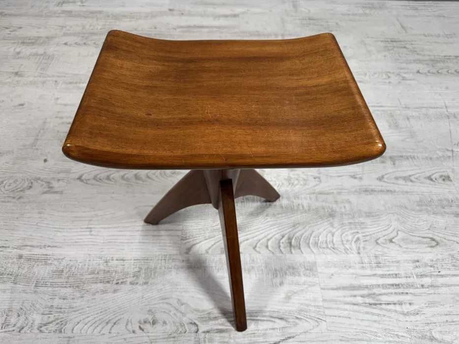 Стол за пиано Girsberger от 1956г. Р458-Д