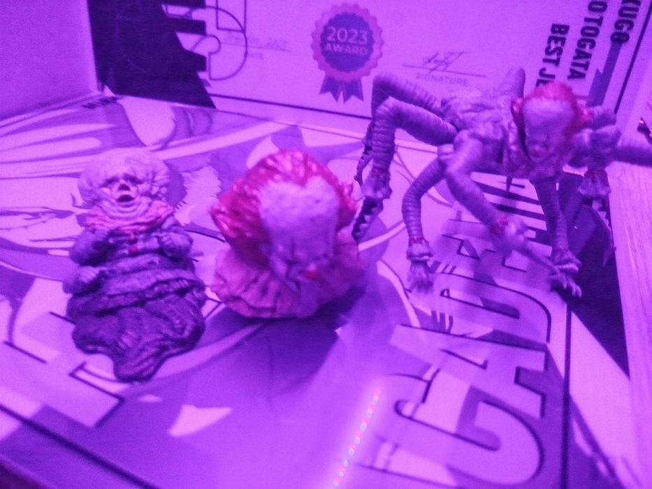 Фигурки вместе , Оно , Пеннивайз 3 штук