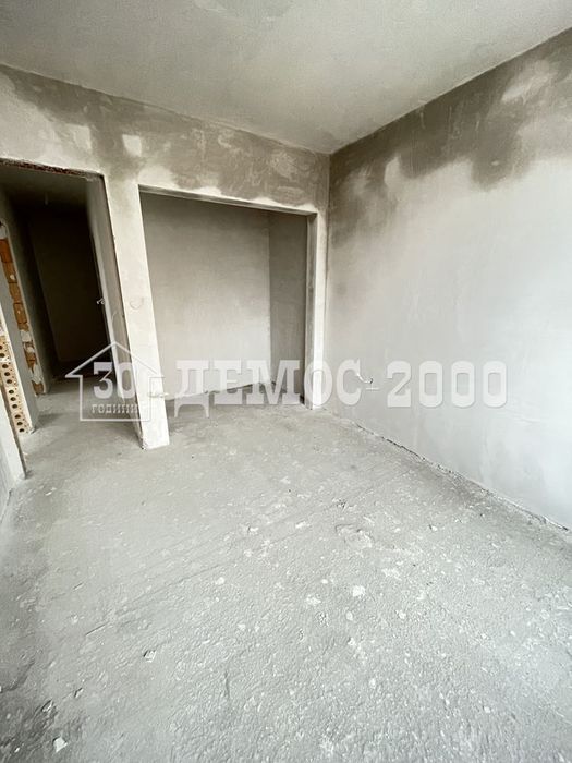 Продава се Тристаен апартамент в Варна, Левски - 83 кв.м за 1856 €/кв.м - Снимка #4