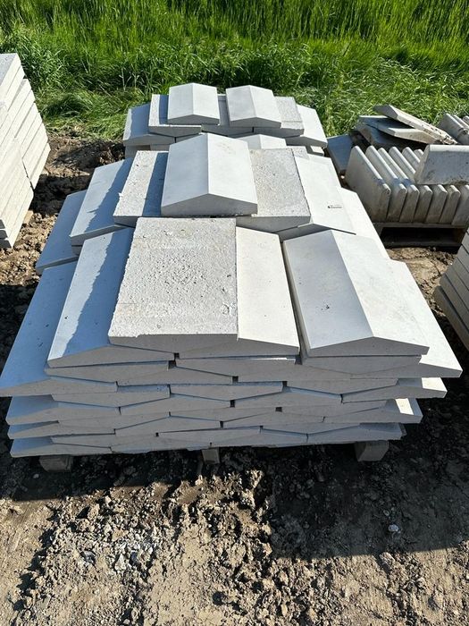 Capace pentru/gard/coame gard/capace gard