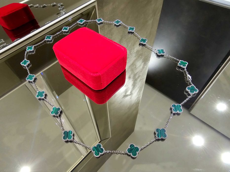 Van Cleef & Arpels VCA Silver Green 20 Motifs Alhambra Дамско Колие