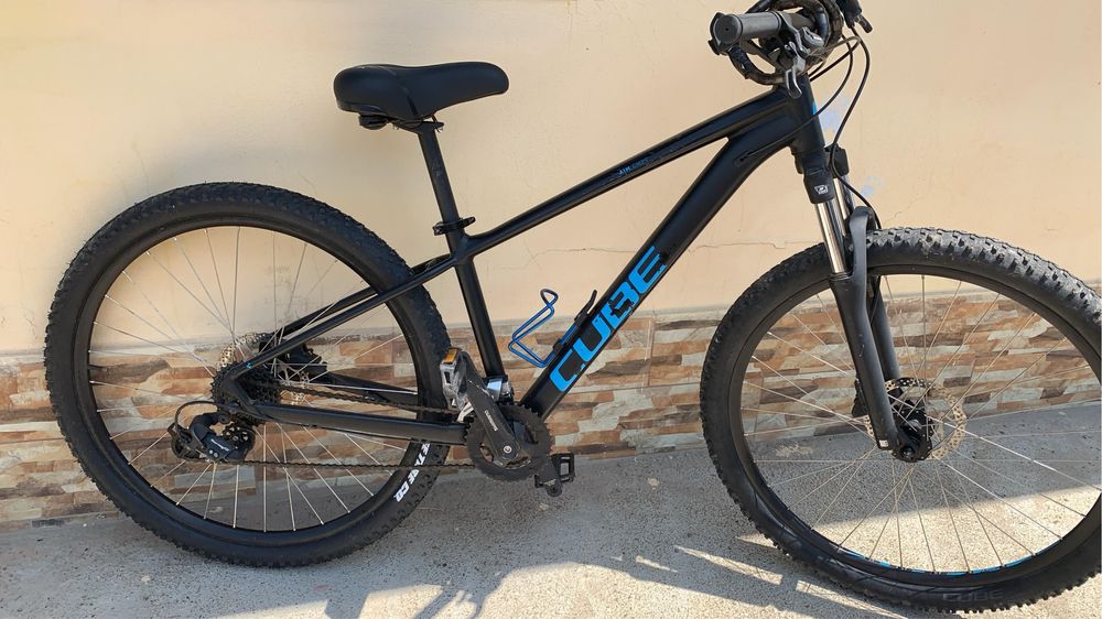 Bicicleta cube aim cadru S 27,5 bolt/glovo