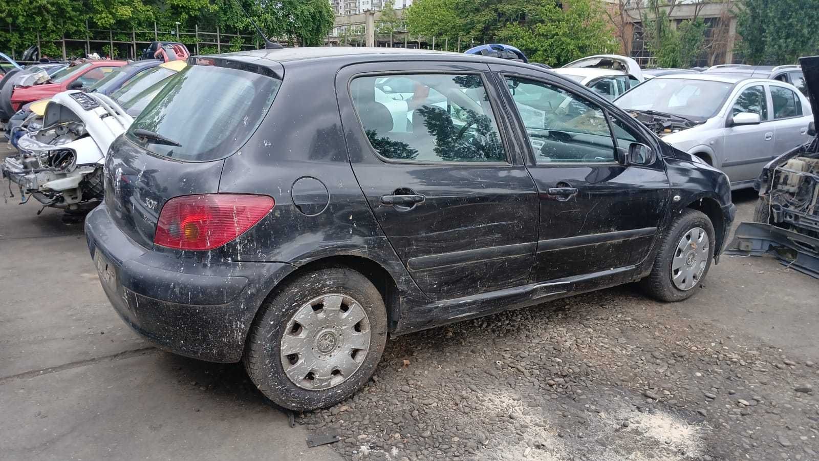 Dezmembrez Peugeot 307-1.6 BENZINA DIN 2005-NFU