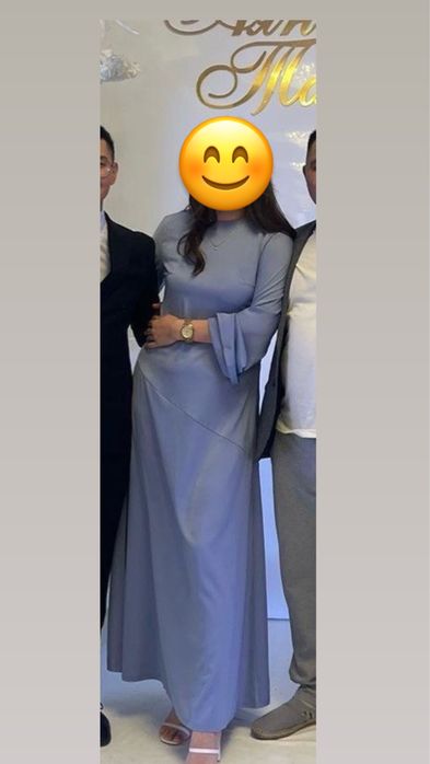 Женское вечернее платье