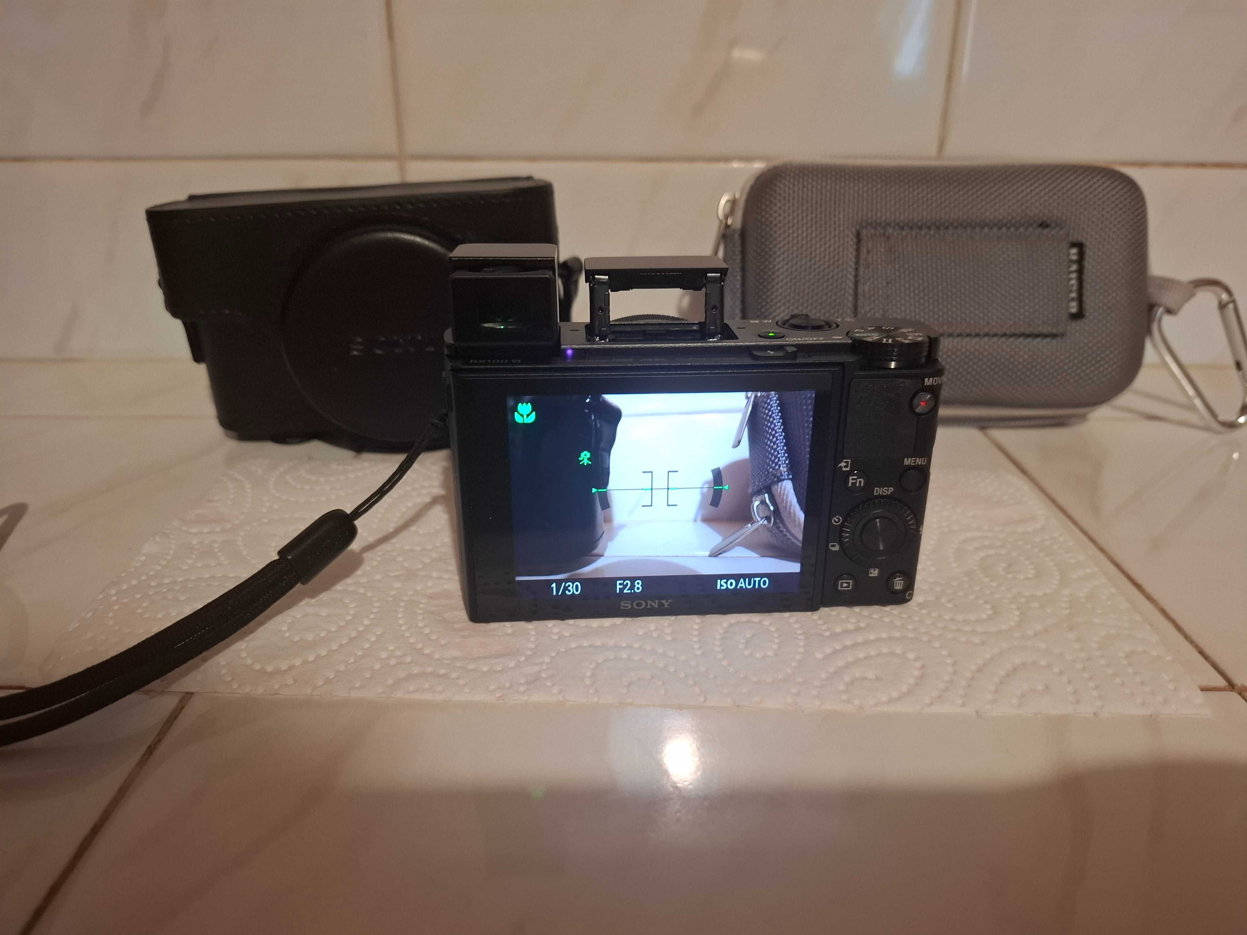 Фотоапарат Sony RX100 VI
