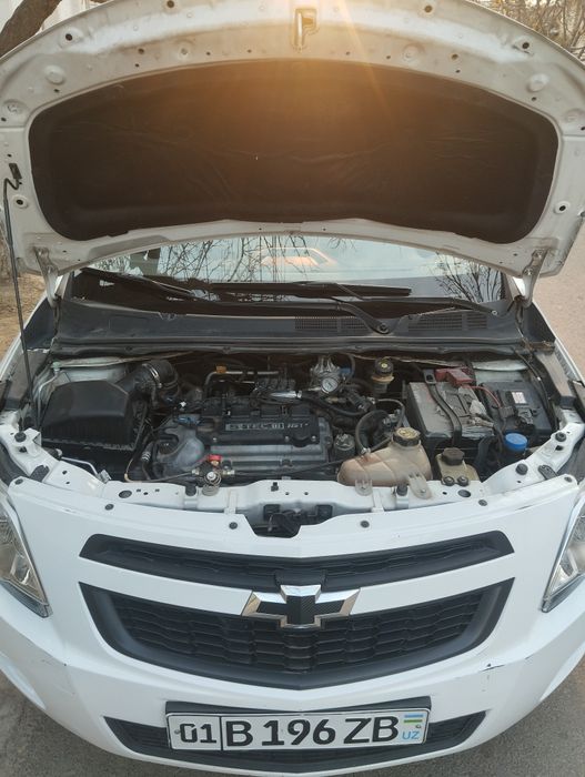 Продаю свой кобальт 1 евро. КПП механика