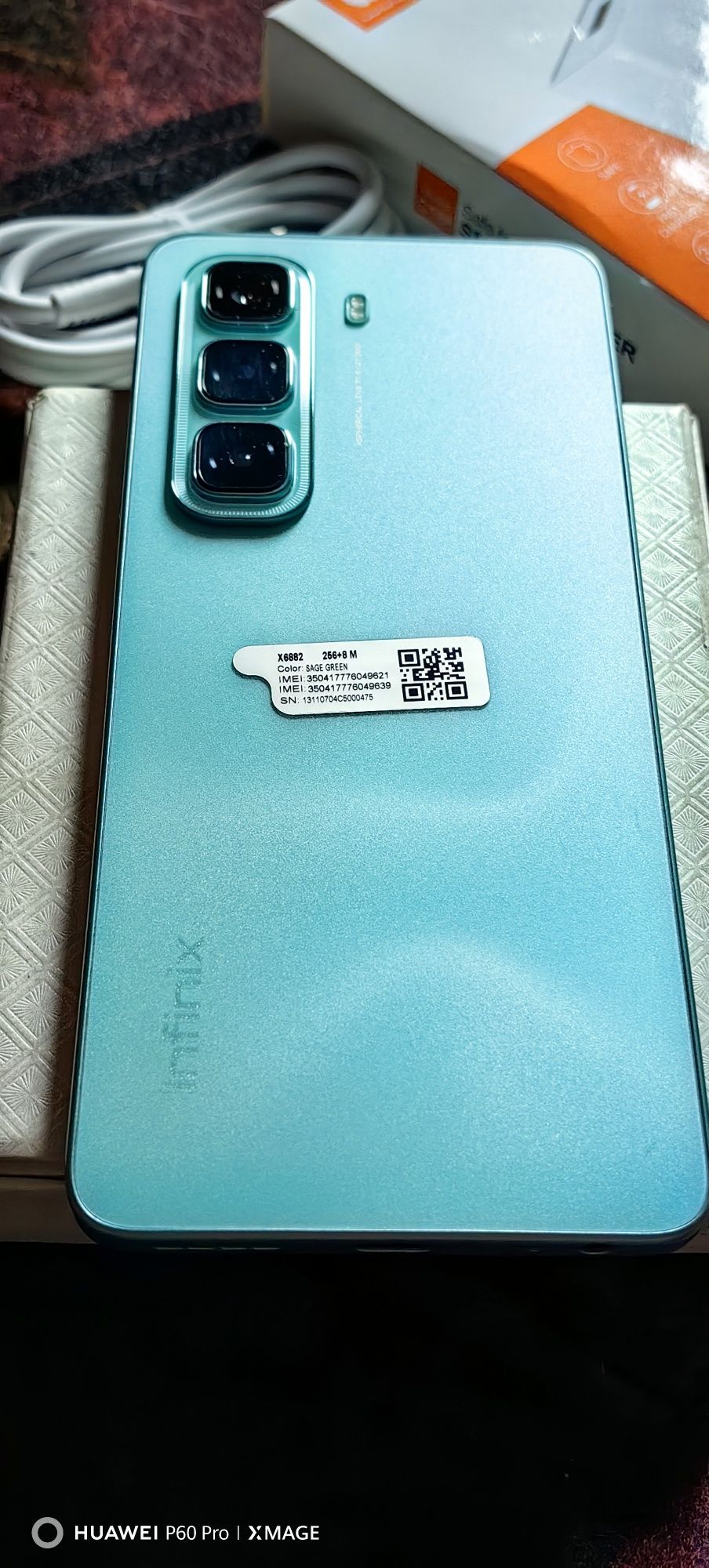INFINIX HOT 50-Перфектно състояние.8+8/256gb