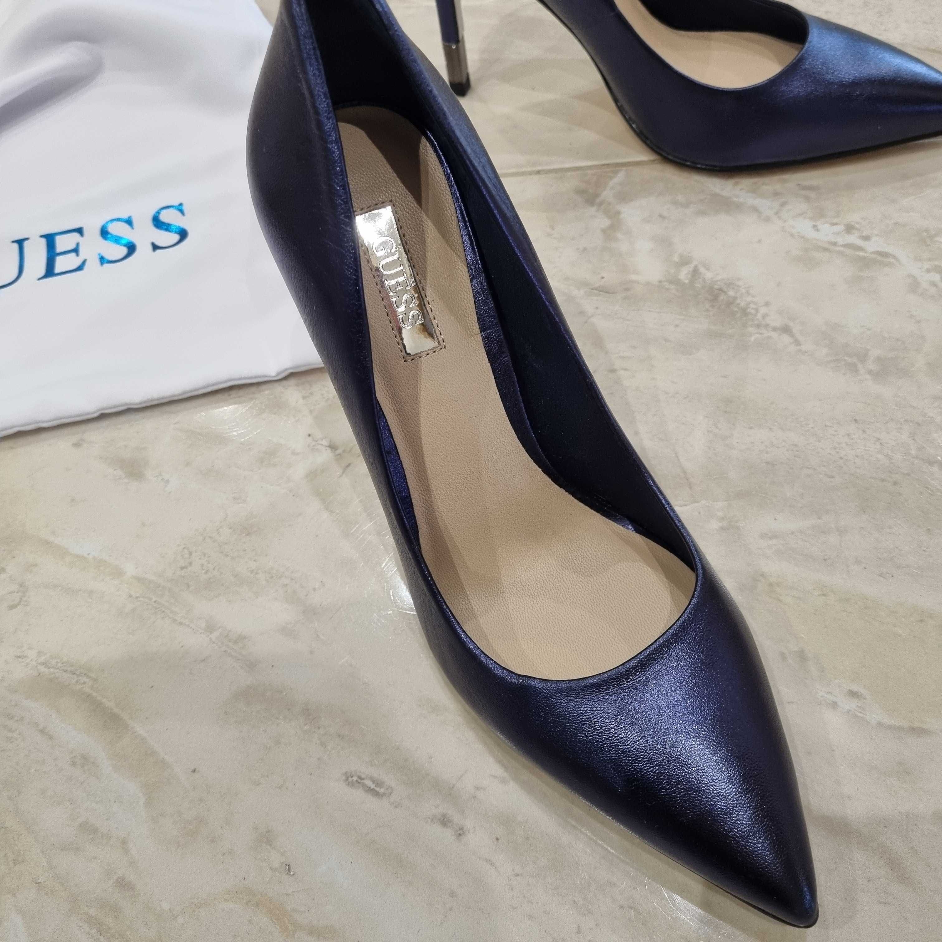 Обувки Guess 36 номер - нови