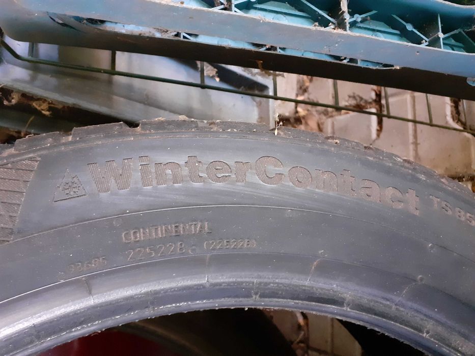 Anvelope 235/45 R18 M+S MS iarnă Continental sarcină EXTRA LOAD