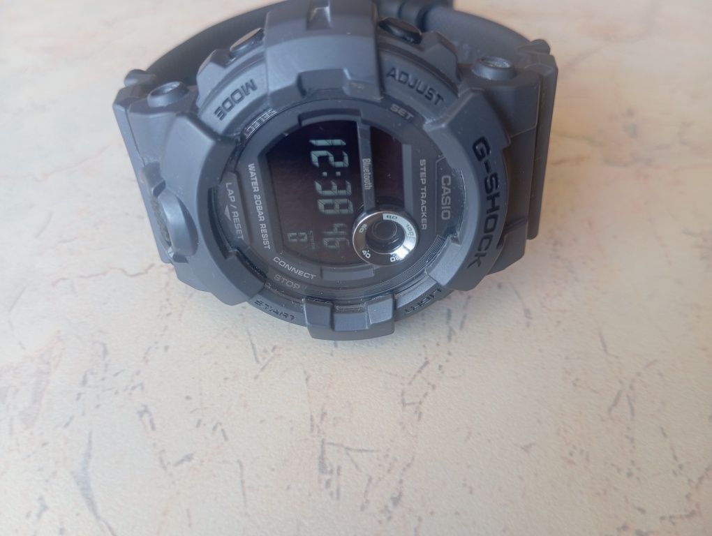 Casio G-SHOCK часовник