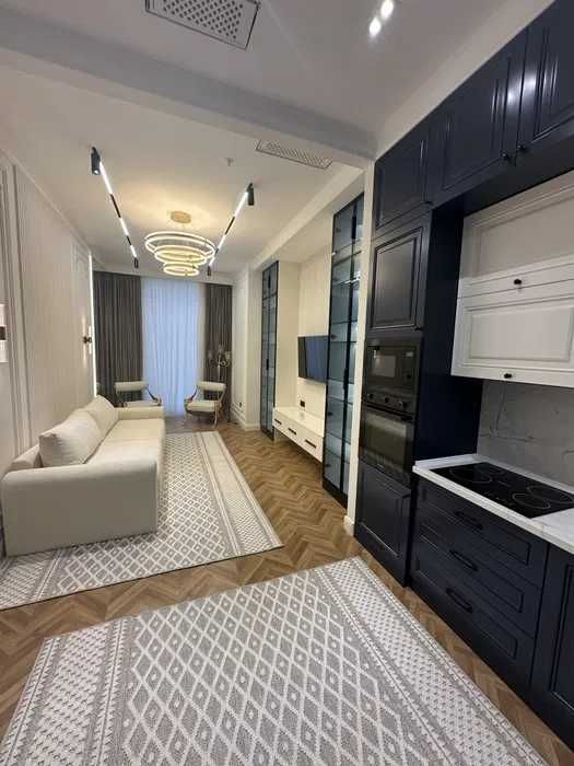 Яккасарай ЖК Истанбул сити Срочно сдам 2 комнат 67кв.м Аэропорт