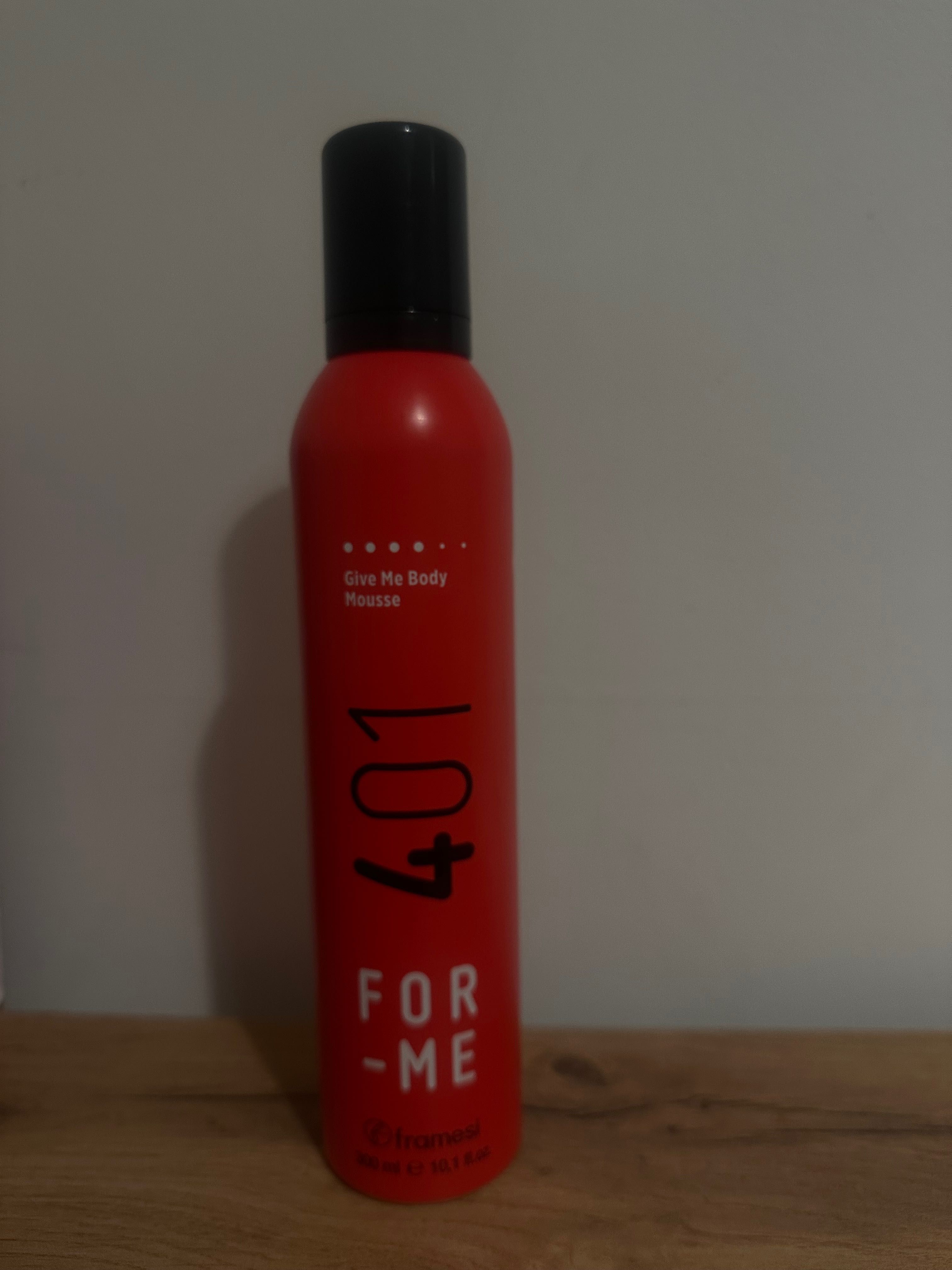 Framesi 401 Give Me Body Mousse
Пяна за обем и дефиниране на къдрици