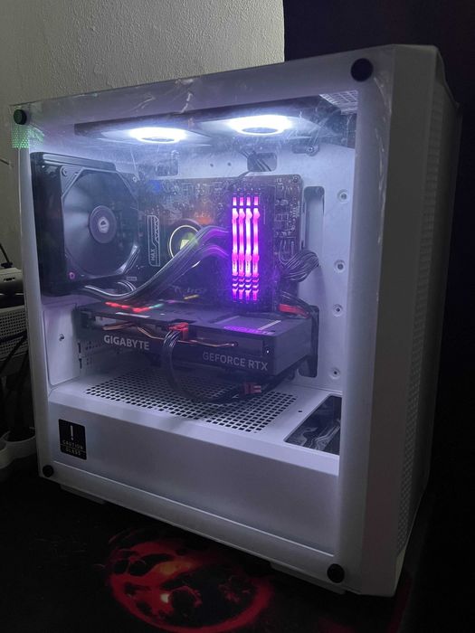 PC Gaming – Ryzen 5 • RTX 4060 8gb OC • 32GB Ram • 4TB