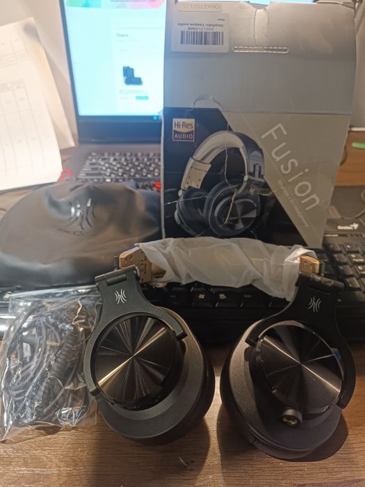 Универсальные наушники OneOdio A70