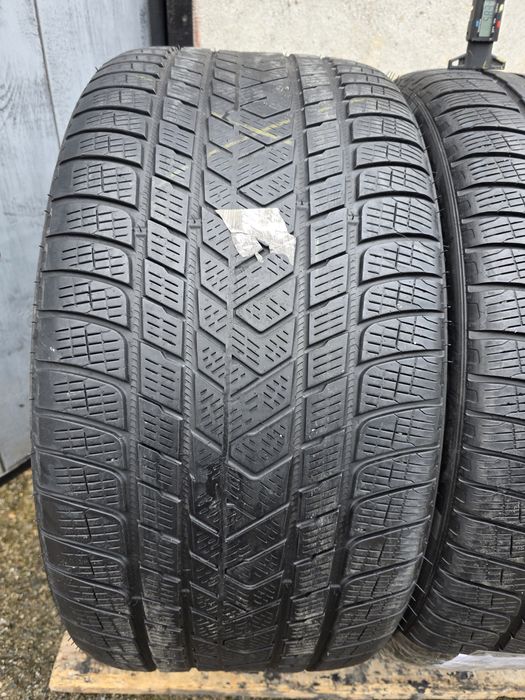 Vând patru anvelope de iarna pirelli 315 35 22/ 275 40 22 dot 4923