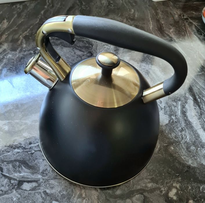 Чайник со свистком