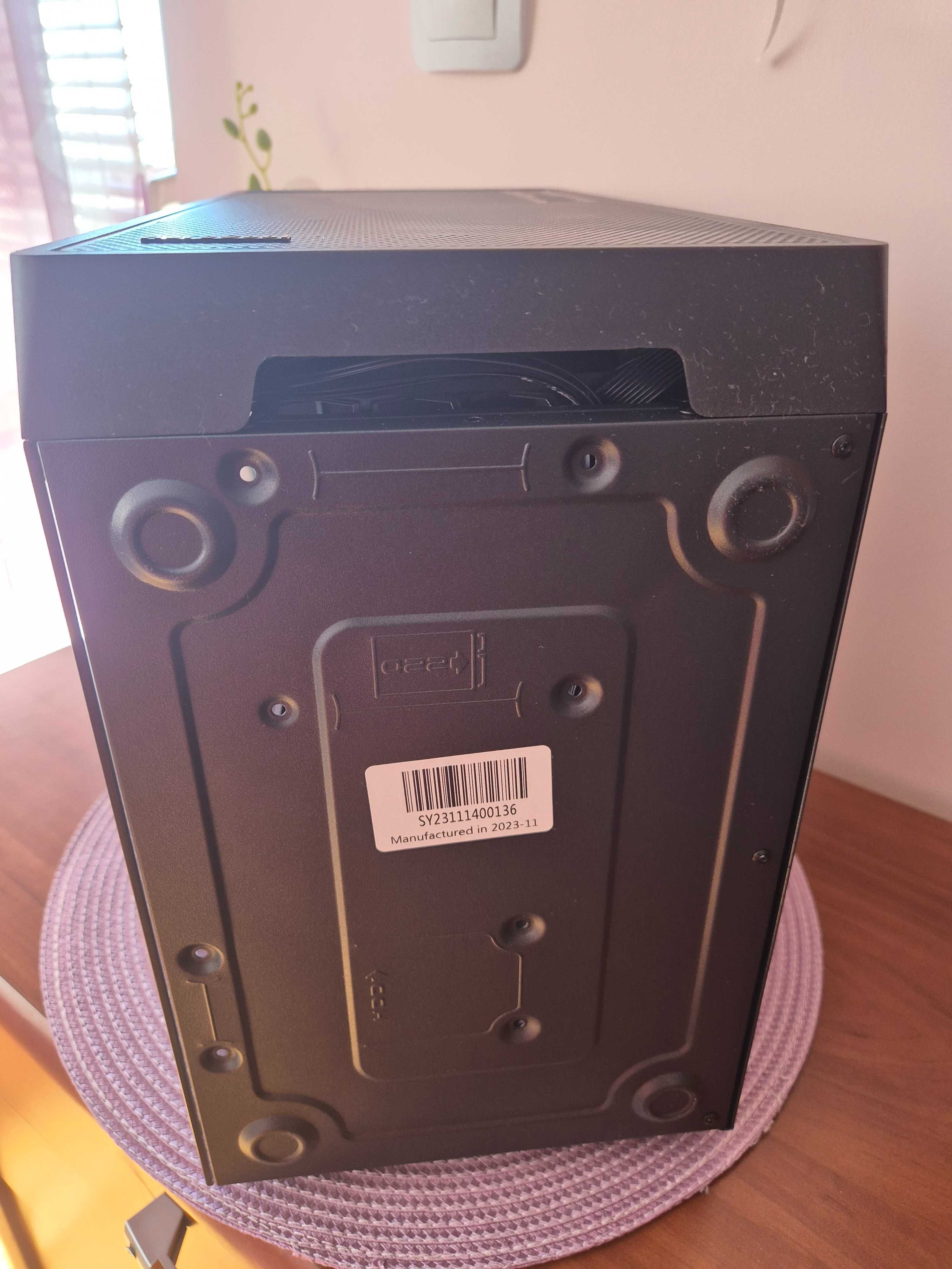 Компютърна Кутия AeroCool CS-109