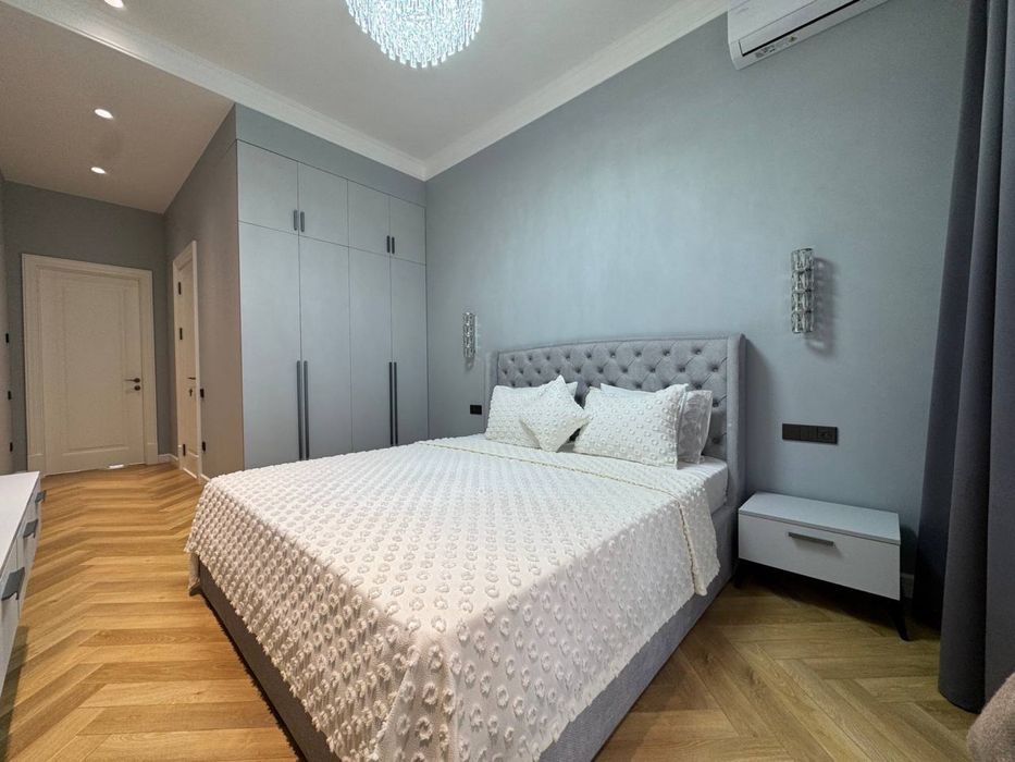 Срочно продается 3х комнатная квартира новостройка ЖК OQ Saroy Delux