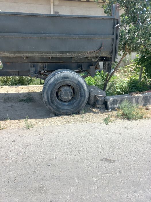 Прицеп сотилади .