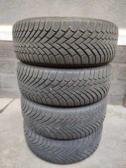 Vând Set Cauciucuri 205/55/16 M+S Continental Import Germania