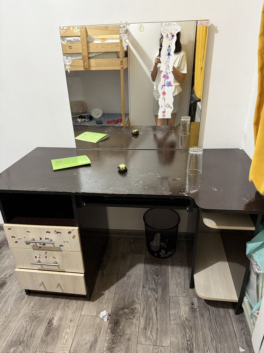 Отдам даром стол компьютерный