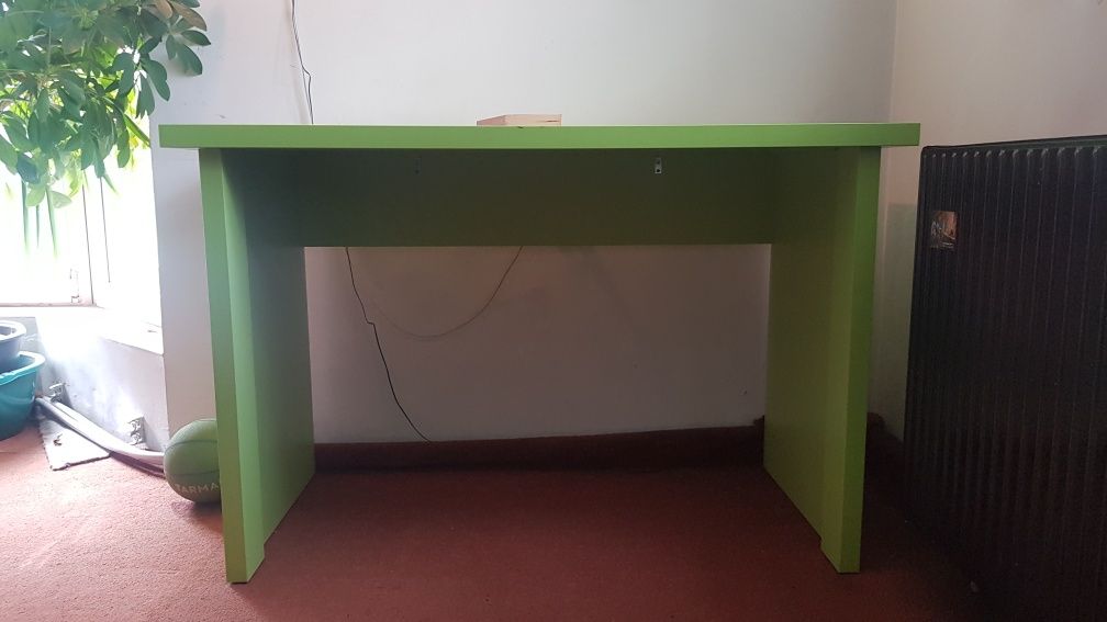 birou desk 120×60cm ca nou, facut la comanda