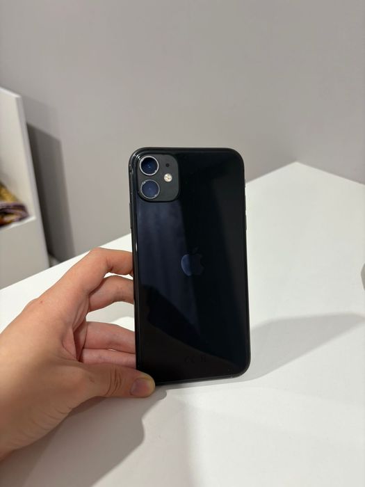 Продам iPhone 11