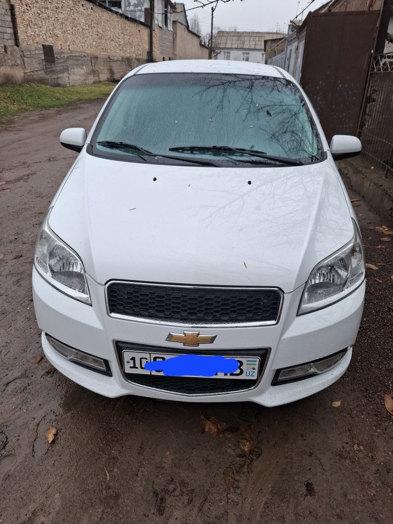 Срочно продам машину