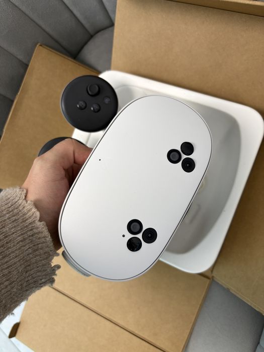 Meta Quest 3S ca noi