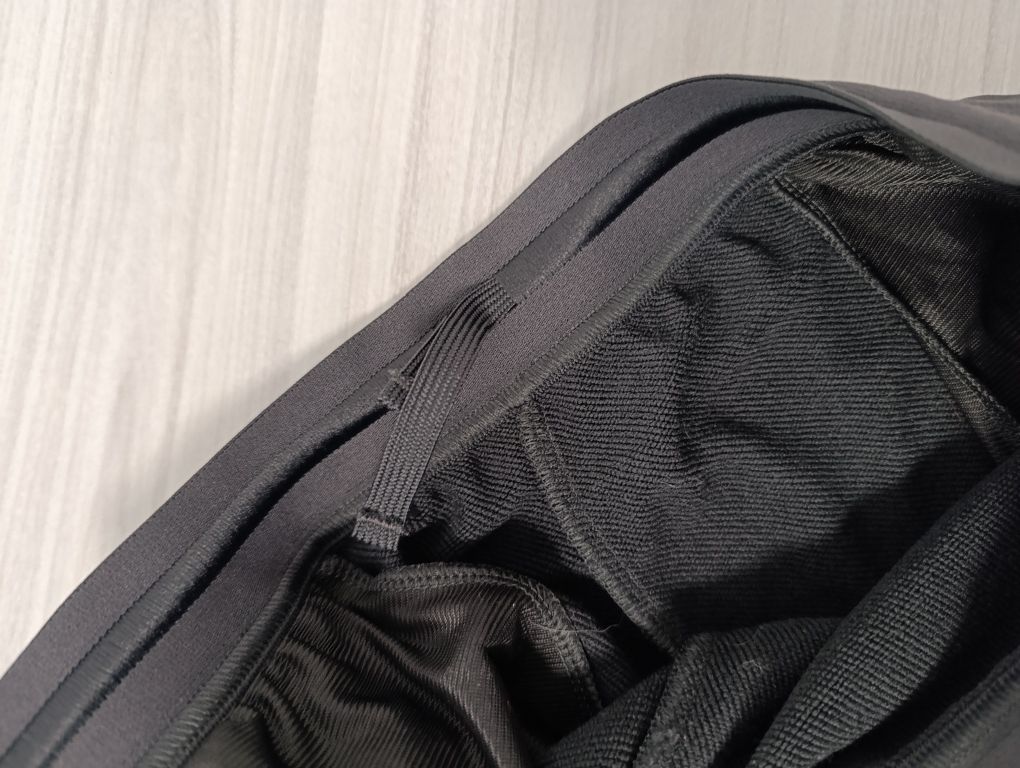 Liverpool New Balance оригинално футболно долнище