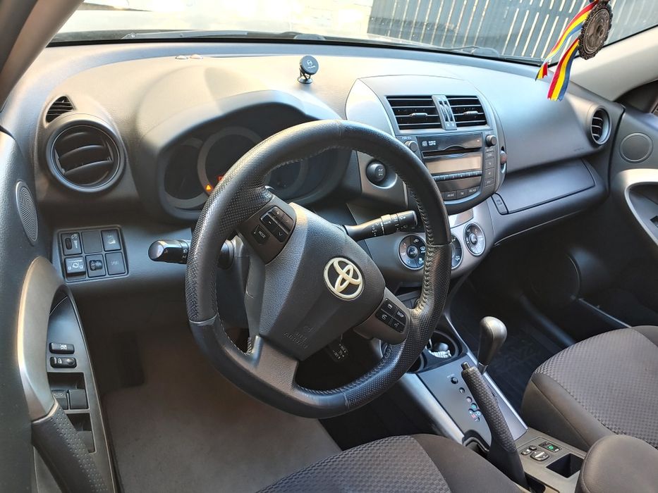 Vand Toyota Rav4, 2010, benzina/gpl omologat, cutie automata, 4x4
