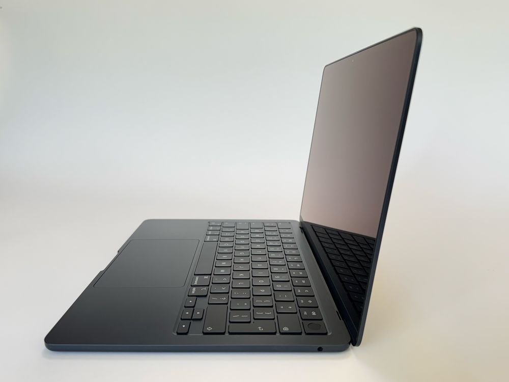 MacBook air M2 2024