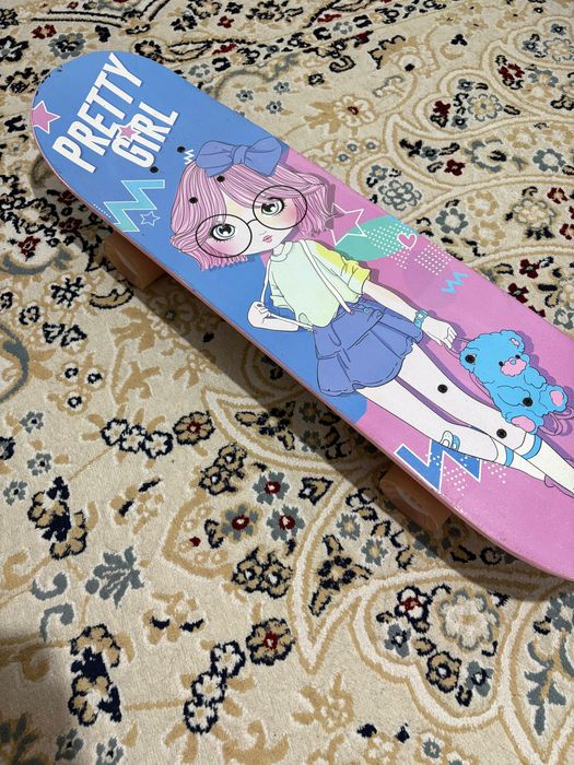 Скейтборд с светящимися колесами