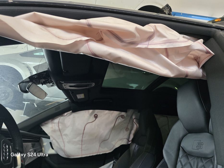 Dezmembrez Audi q8 2023