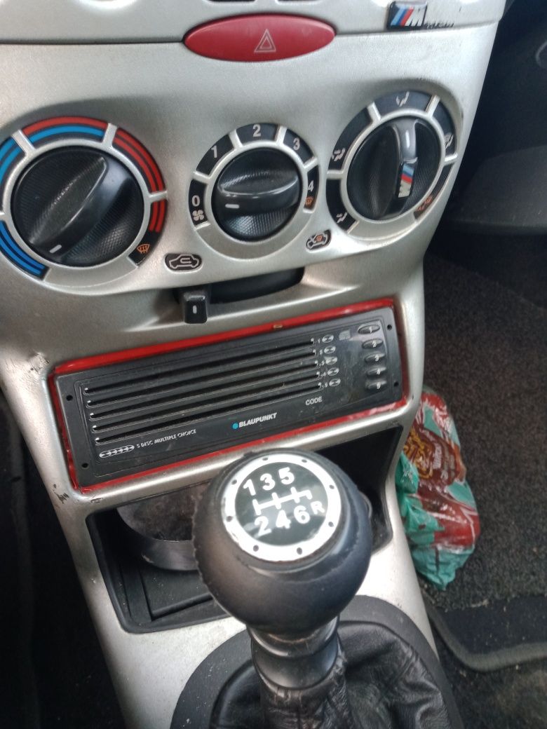 Fiat Punto Sporting 1.2 kub,  80кс ,6skorosti,Gaz Benzin...