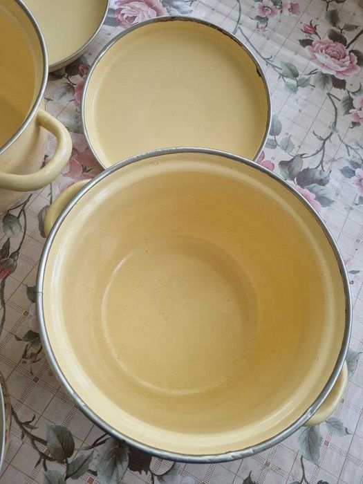 Эмалированные кастрюли 2, 3 и 4л без сколов, советские