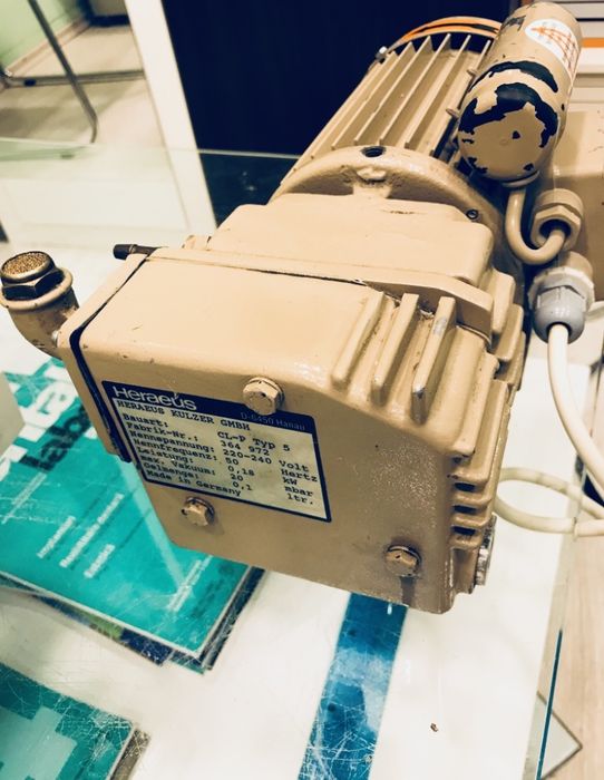 pompa vacuum cuptor ceramica tehnica dentara